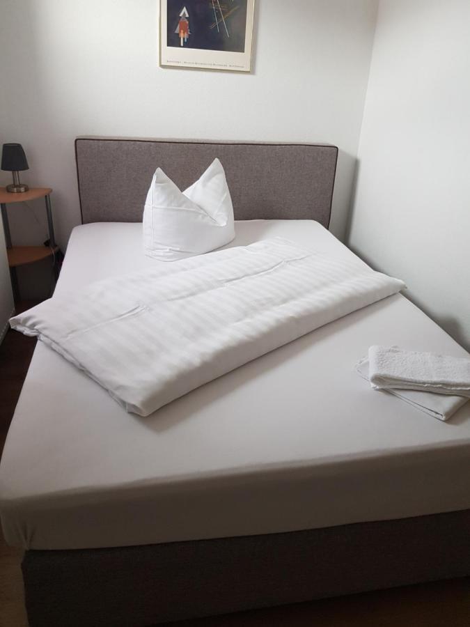 Hotel Zur Altstadt Calbe Εξωτερικό φωτογραφία