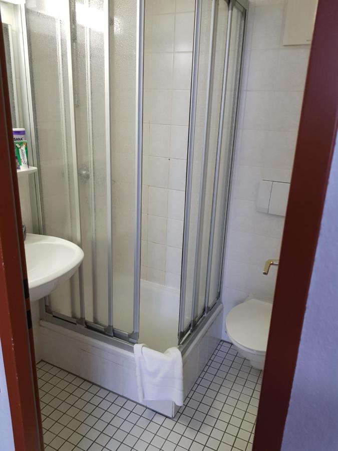Hotel Zur Altstadt Calbe Εξωτερικό φωτογραφία