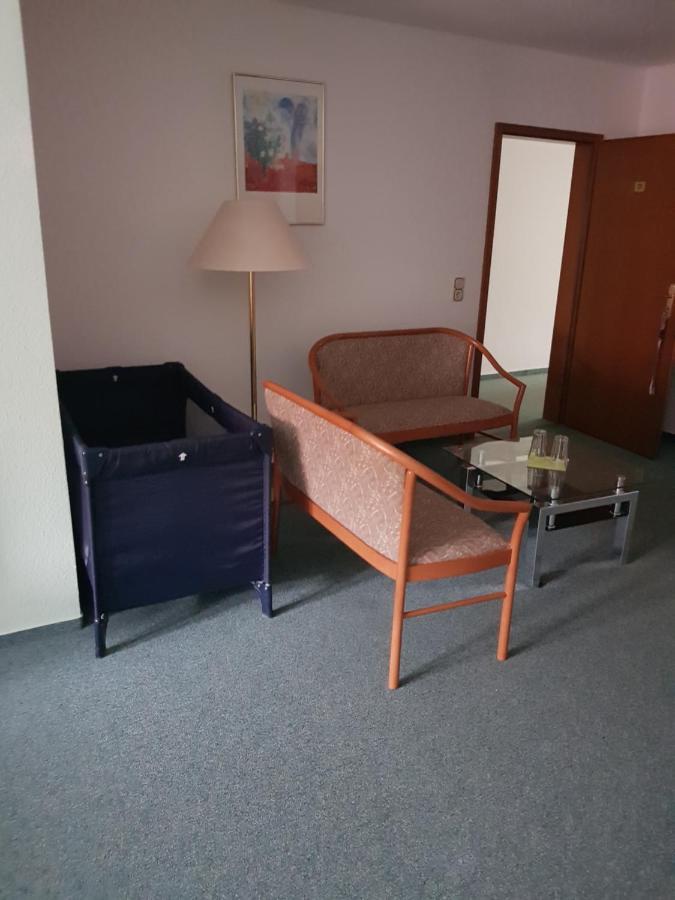 Hotel Zur Altstadt Calbe Εξωτερικό φωτογραφία