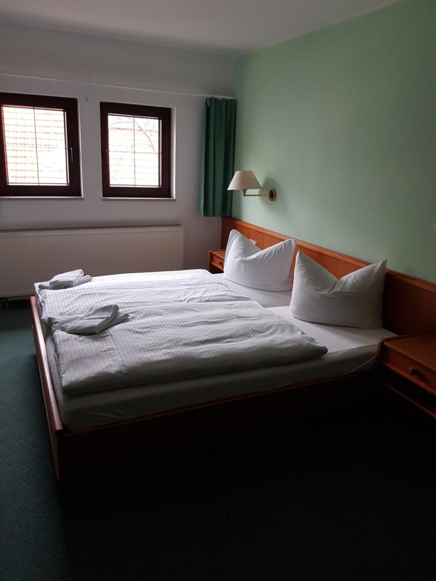 Hotel Zur Altstadt Calbe Εξωτερικό φωτογραφία